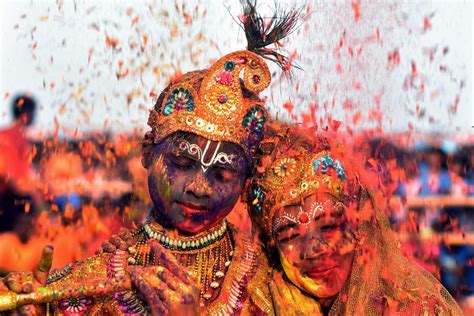 Holi Festival History Channel - Celka Friederike