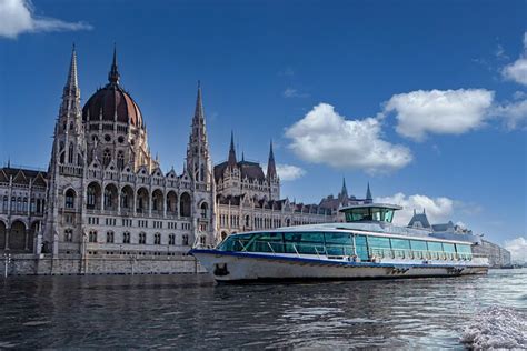 Budapest Danube Cruise - Hellotickets