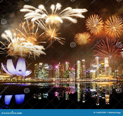 Fireworks Over Singapore Skyline Stock Image - Image of city, light ...