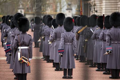 Changing the Guard Parade, London Editorial Stock Photo - Image of ...