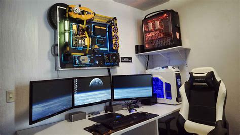 9 Awesome Custom Built Wall Mounted PC Build Examples