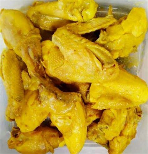 Resep Ayam Ungkep Bumbu Kuning yang Praktis - CaraMembuat.id