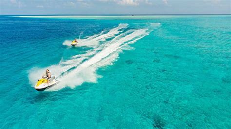 Top 5 Most Popular Watersports Activities in Mauritius | Raft Adventures