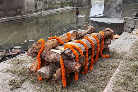 Cremation ceremony — Stock Photo © saiko3p #31304463