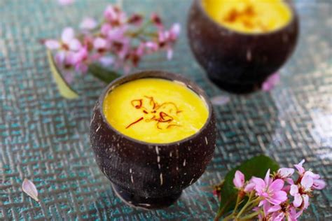 Aamras - Sweet Mango Soup Recipe by Anita Mokashi