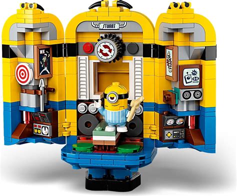 LEGO 75551 Brick-built Minions and their Lair – De Toyz Shop