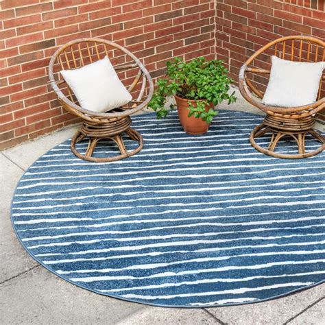 13 Blue Outdoor Rugs For Stylish And Soothing Decks And Patios