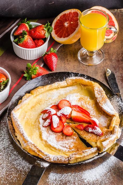 Dutch baby pancake stock photo. Image of oven, healthy - 71044686