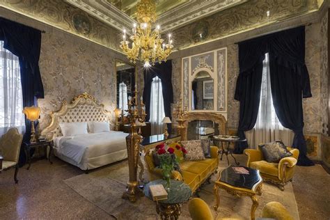 3 Must-Visit Luxury Venice Hotels For Your Italy Bucket List