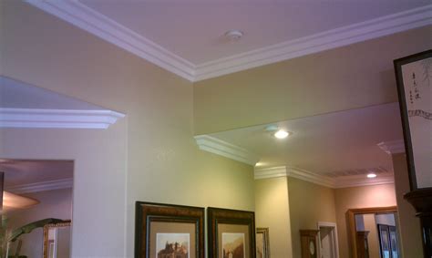 Ceiling crown molding, Crown molding vaulted ceiling, Crown molding ...