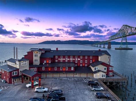 These 17 Resorts in Oregon are Perfect for a Luxurious Weekend Away | Astoria hotel, Hotel spa ...