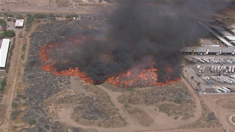 Mulch fire in Mesa now contained, but it's still sending smoke into the ...