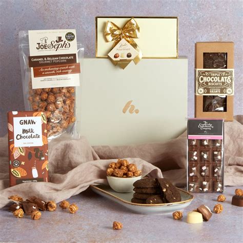 Top 6 Easter Chocolate Hampers | Blog | hampers.com