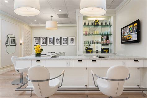 Drybar To Open Its First Private Location | Salon interior design ...