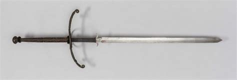 Zweihander: German Greatsword's History & Origin - Swordis