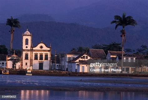 935 Portuguese Colonial House Stock Photos, High-Res Pictures, and Images - Getty Images