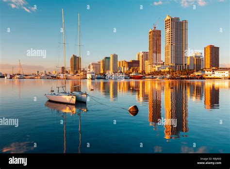 Skyline of Manila City and Manila Bay Stock Photo - Alamy