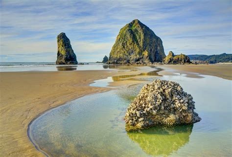 Goonies Film Locations Tour: map of the locations in Oregon & California