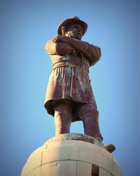 Robert E Lee Statue Photograph by Beth Vincent - Fine Art America