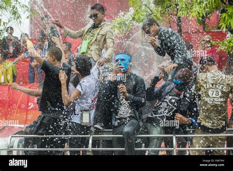 ASIA MYANMAR MANDALAY THINGYAN WATER FESTIVAL Stock Photo - Alamy