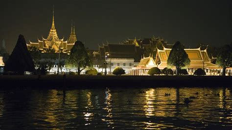 Grand Palace at night, Bangkok, Thailand wallpaper - backiee