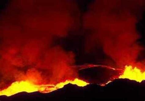 Drone captures incredible video of volcano eruption in Iceland