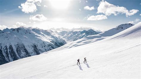 Top 5 Best Places To Go Skiing In Colorado: You Need To Go Here!