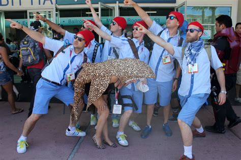 The Belafonte Crew — The Life Aquatic | San Diego Comic-Con Cosplays 2015 | POPSUGAR Tech Photo 115