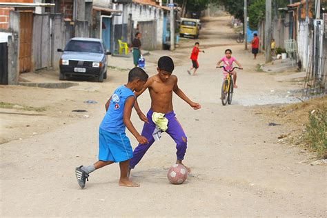 Aprender Treinando Futebol: "Treino" Futebol de Rua