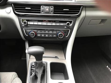 2020 Kia Optima Hybrid: 74 Interior Photos | U.S. News