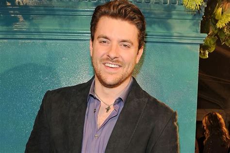 Chris Young Shares A Family Valentine's Day Memory | Country Music Rocks