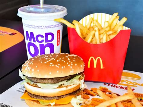 McDonald's Dubai: A new restaurant opens in Jumeirah