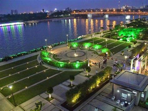 24 Best Places to Visit in Ahmedabad, Things to Do & Sightseeing (2024)