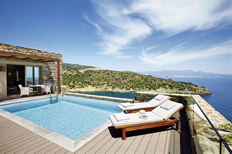 Daios Cove Luxury Resort & Villas od Invia, dovolena.cz a travelportal ...