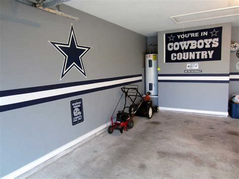 Cowboys colored wall paint | Dallas Cowboys Forum | Dallas cowboys room, Dallas cowboys game ...