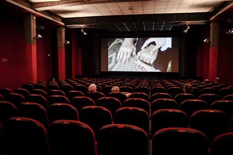 Are any movie theaters open in las vegas - kasersilent