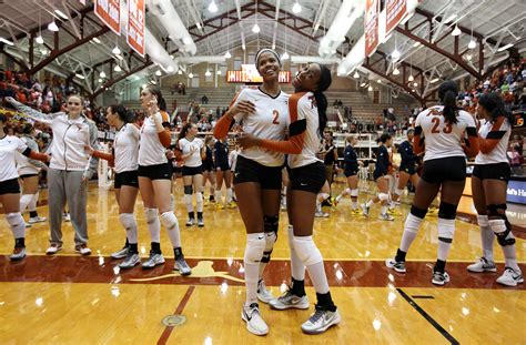 Time To Celebrate - espnW Total Access -- Texas women's volleyball - espnW