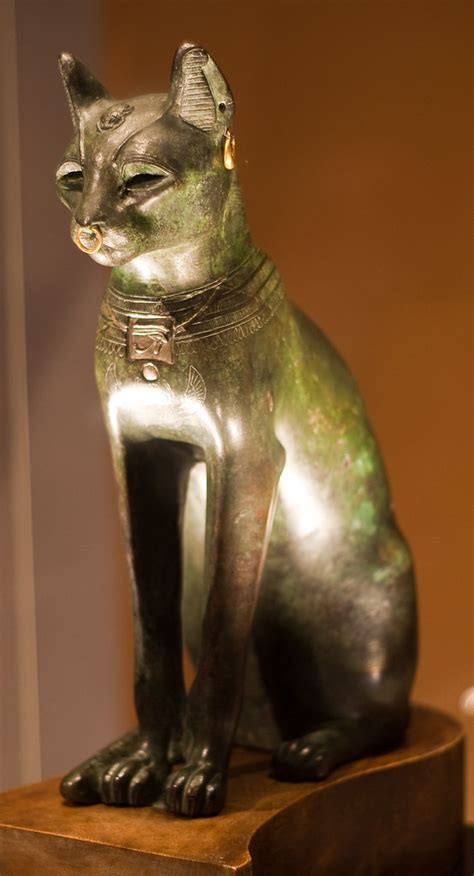 Bronze Egyptian Cat statue | More info: www.britishmuseum.or… | Flickr