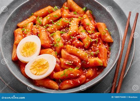 Your Guide To Tteokbokki The Ultimate Korean Street Snack | Hot Sex Picture