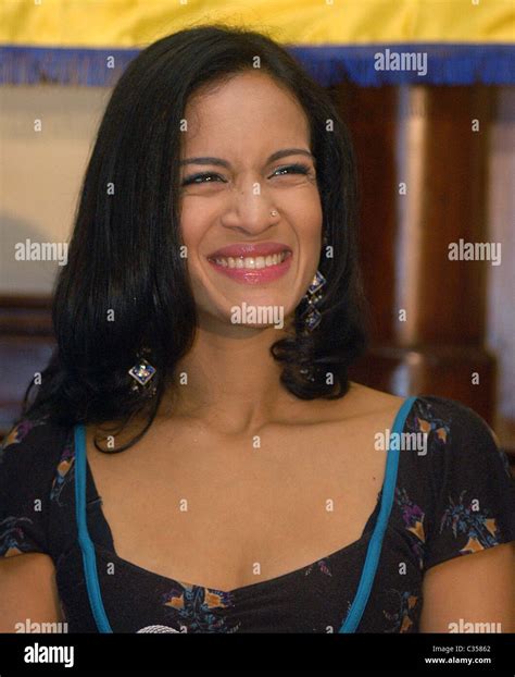 Sitarist Anoushka Shankar (Daughter of Pandit Ravi Shankar) at a press ...