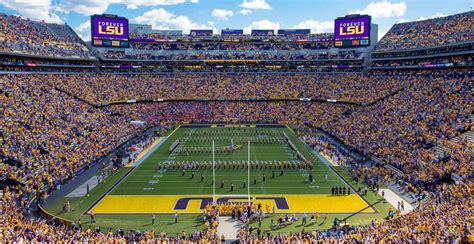 Report: LSU moving to 100% capacity at sporting events