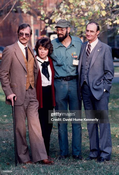 Air Florida Flight 90 crash survivors Joseph Stiley, Patricia Felch,... News Photo - Getty Images