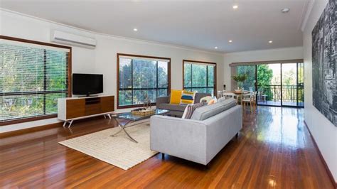 Granville house attracts slow bids, still sells for $883k