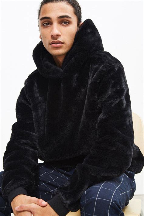 Urban Outfitters Uo Faux Fur Hoodie Sweatshirt in Black for Men | Lyst