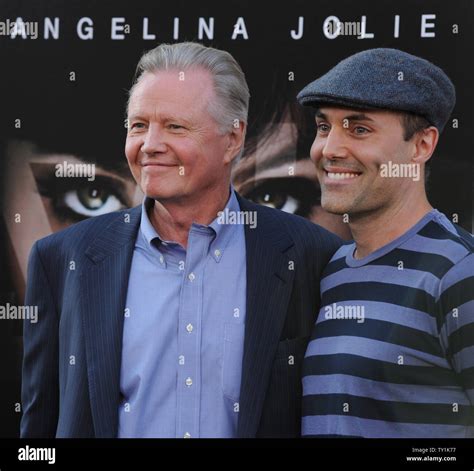 Jon voight and son james haven hi-res stock photography and images - Alamy