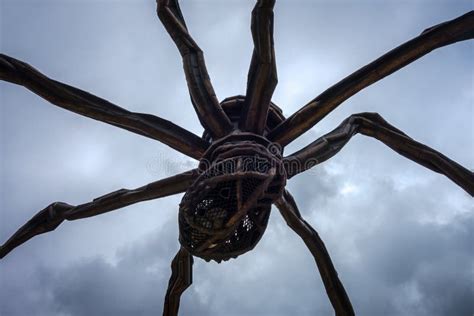 Maman Sculpture by Louise Bourgeois - Guggenheim Museum. Bilbao, Basque Country, Spain Editorial ...