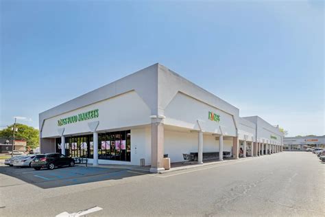 Midland Park Shopping Center, Midland Park, NJ 07432 – Retail Space | Regency Centers