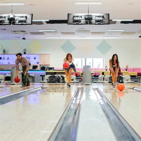 10 Fun Bowling Party Games for Adults & Teens