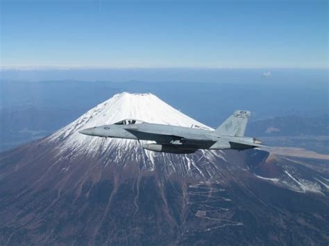 Carrier Air Wing 5 Relocating to Marine Corps Air Station Iwakuni ...