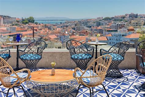 16 of the best rooftop bars in Lisbon | Lisbon travel, Best rooftop bars, Lisbon